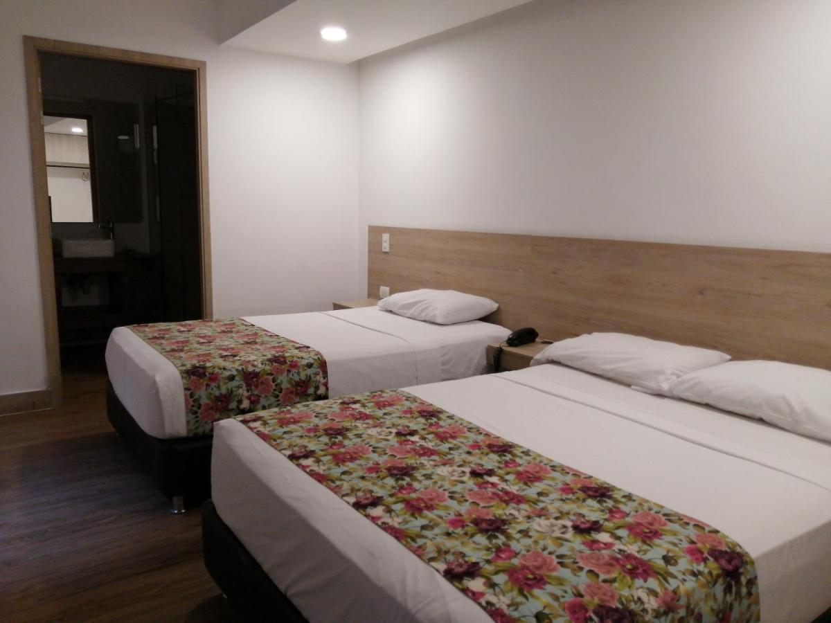 Hotel Poma Rosa ميديلين المظهر الخارجي الصورة