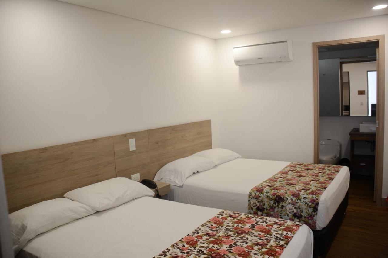Hotel Poma Rosa ميديلين المظهر الخارجي الصورة
