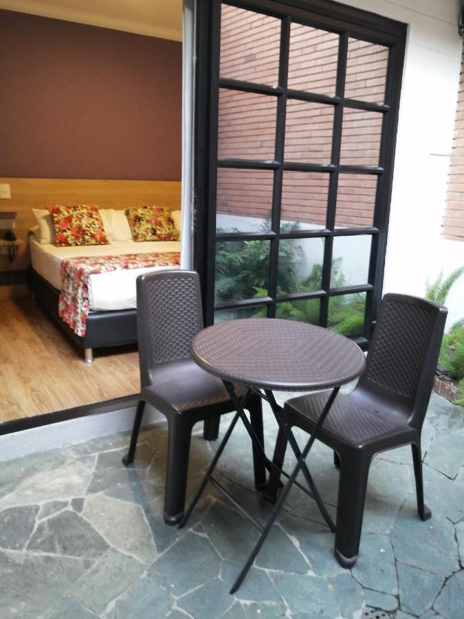 Hotel Poma Rosa ميديلين المظهر الخارجي الصورة