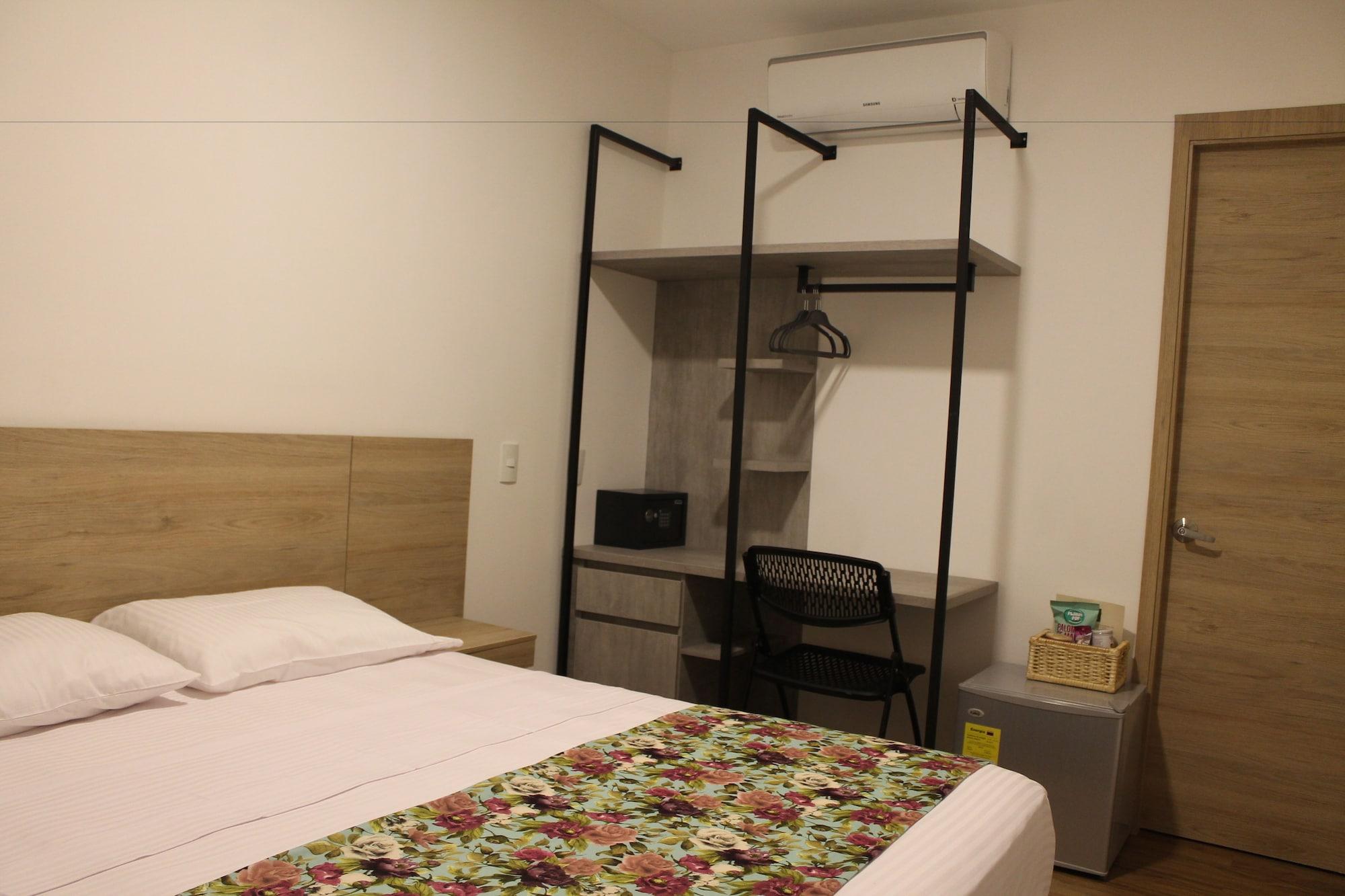Hotel Poma Rosa ميديلين المظهر الخارجي الصورة