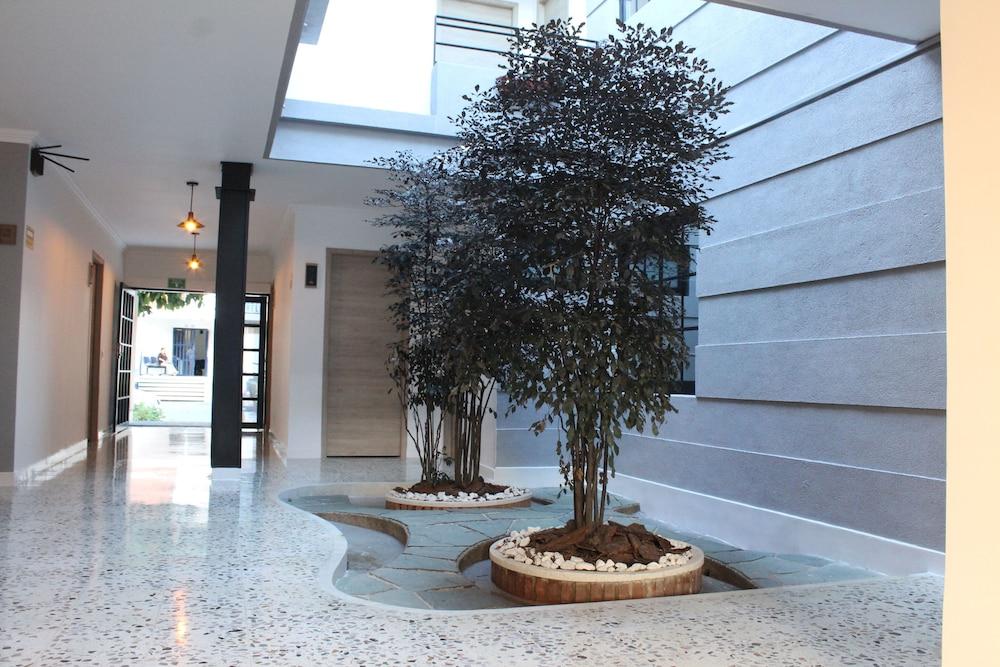 Hotel Poma Rosa ميديلين المظهر الخارجي الصورة