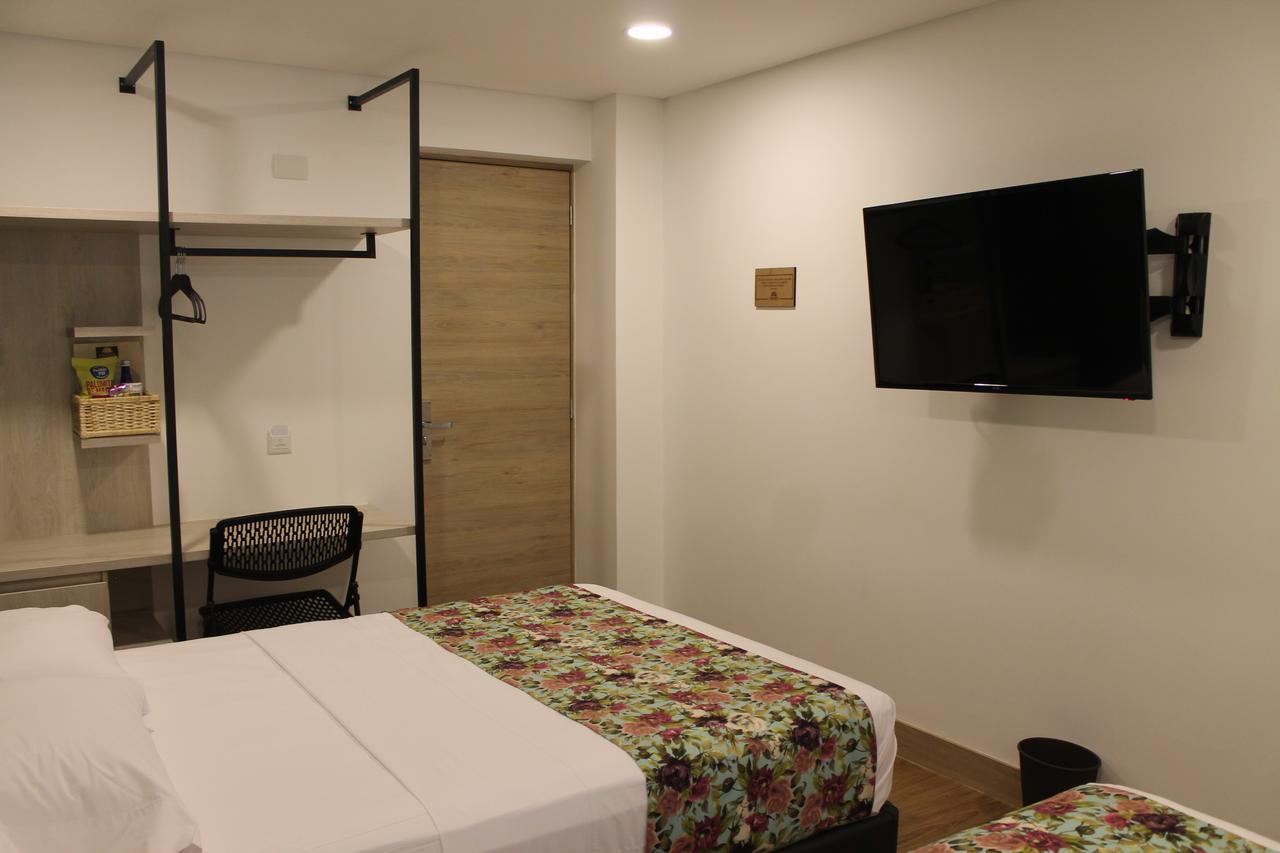 Hotel Poma Rosa ميديلين المظهر الخارجي الصورة